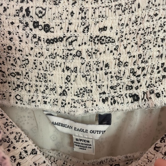 Black&white American Eagle shorts - Picture 2 of 3